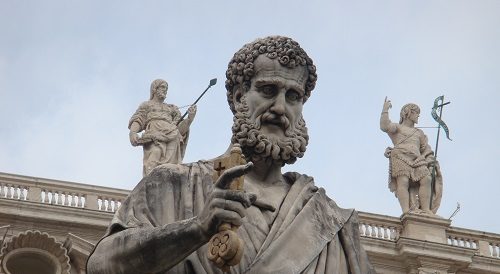 Statue of St. Peter with the keys